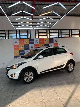 HYUNDAI HB20X 1.6 16V STYLE FLEX 4P MANUAL